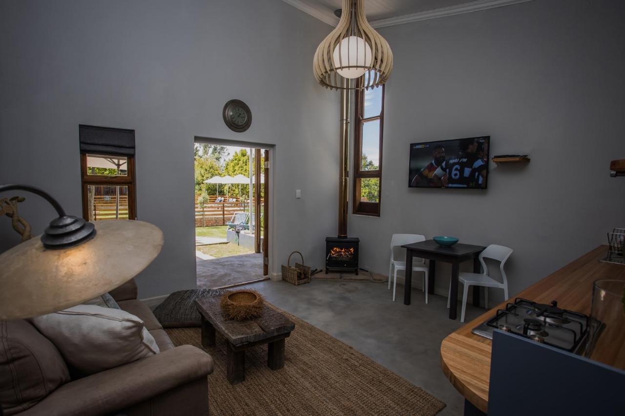 A Hilltop Country Retreat Swellendam Bagian luar foto