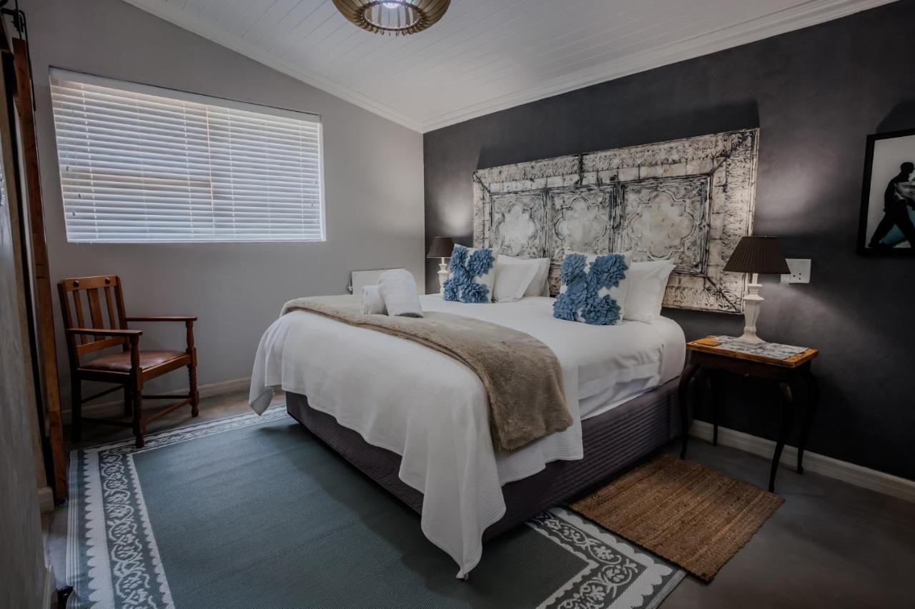 A Hilltop Country Retreat Swellendam Bagian luar foto