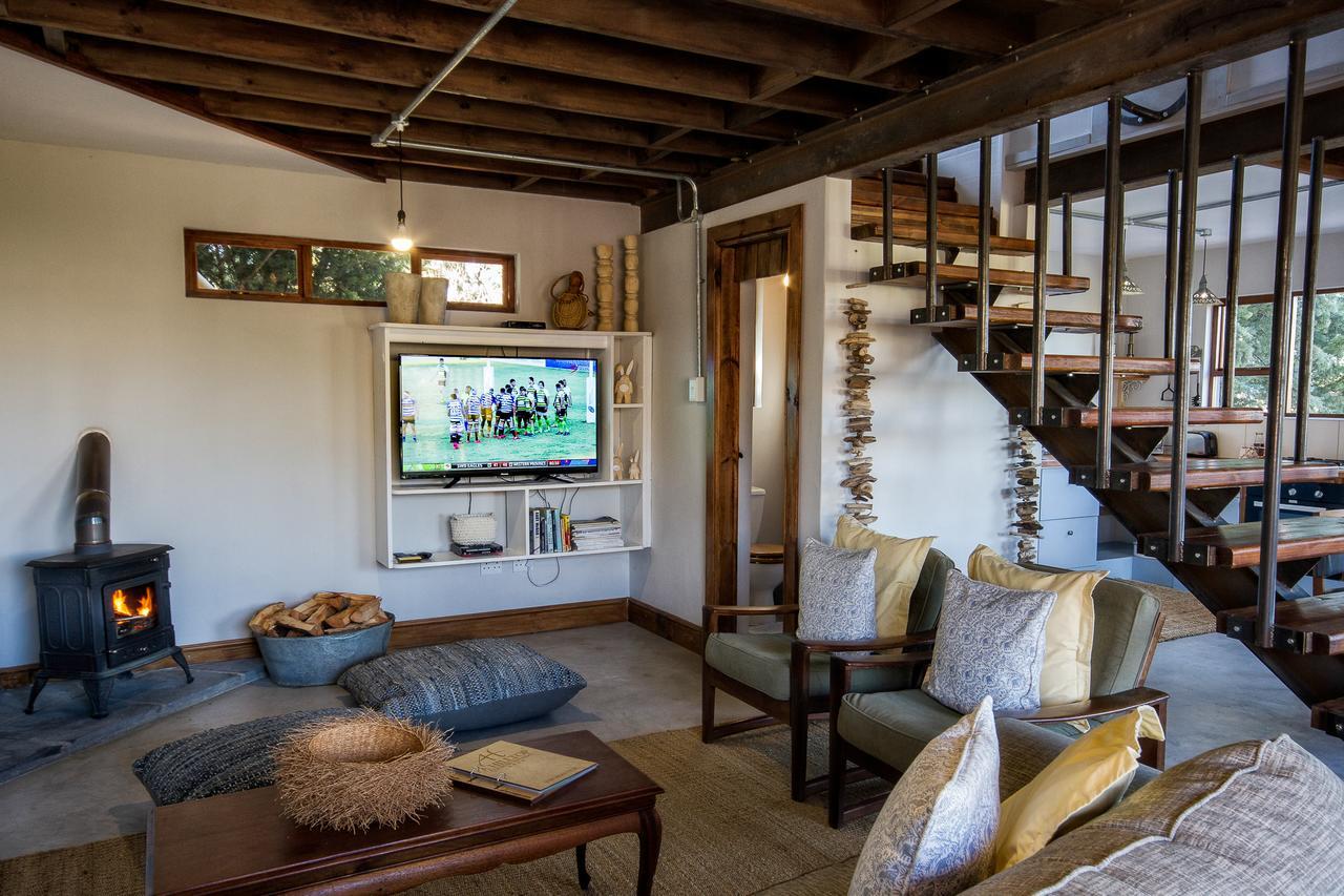 A Hilltop Country Retreat Swellendam Bagian luar foto