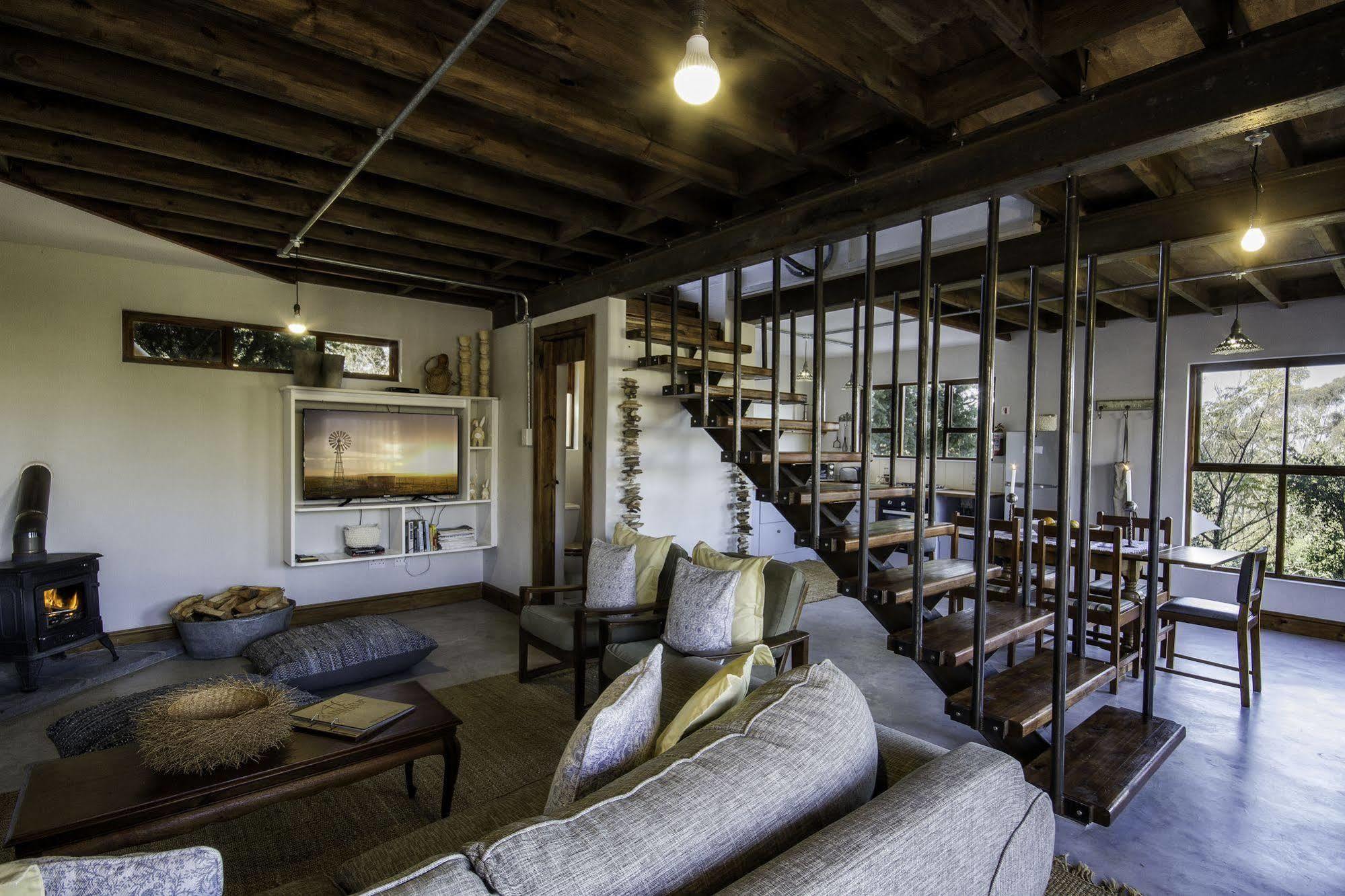 A Hilltop Country Retreat Swellendam Bagian luar foto